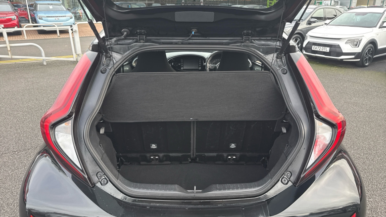 Toyota Aygo X 1.0 VVT-i Edge 5dr Auto Petrol Hatchback